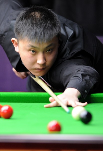 场外争议却 场外争议却